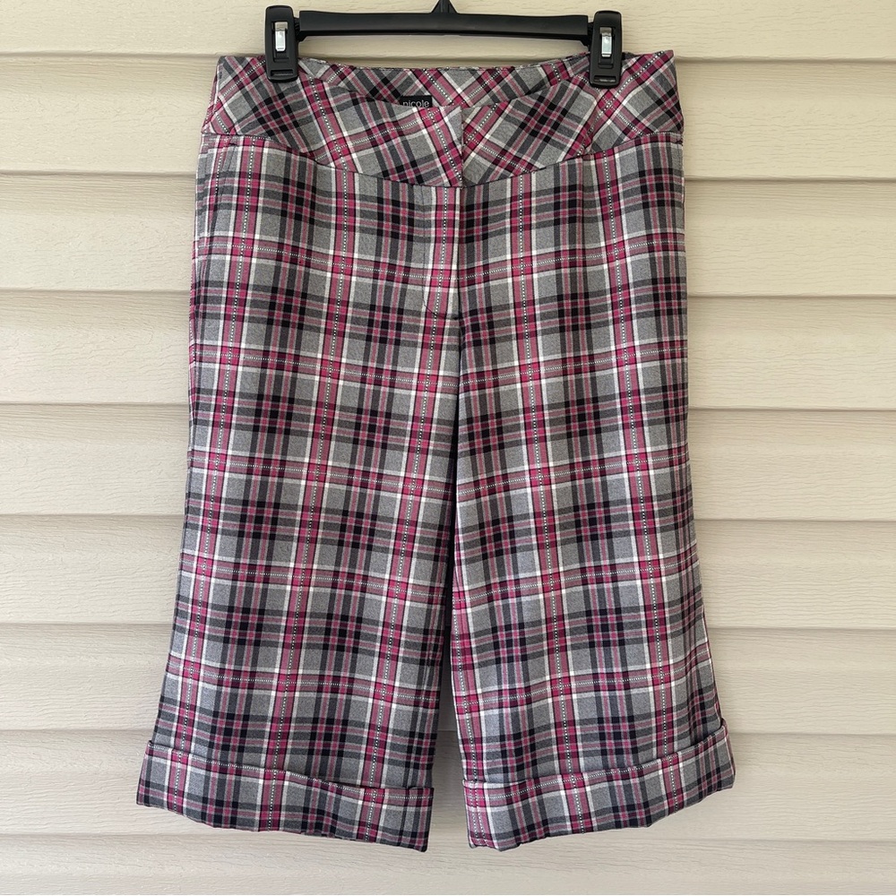 Nicole by Nicole Miller Capri Length Cuffed Pants Size 8